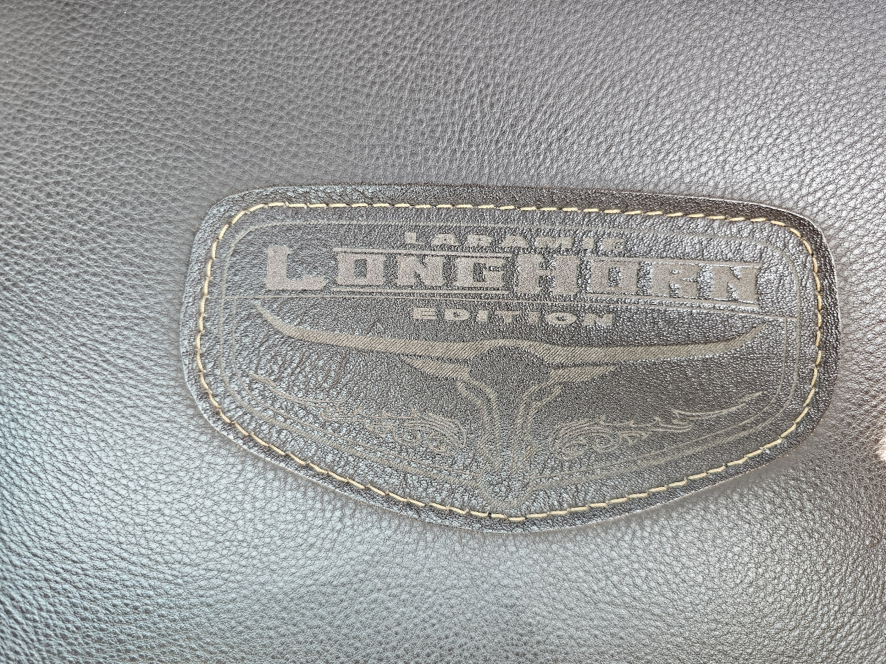 RAM 1500 Longhorn 4x4 Crew Cab 5'7" Box *Ltd Avail* 2018