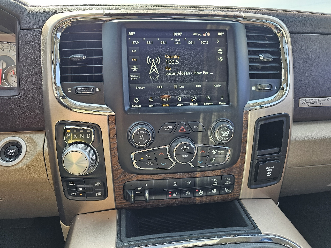 RAM 1500 Longhorn 4x4 Crew Cab 5'7" Box *Ltd Avail* 2018