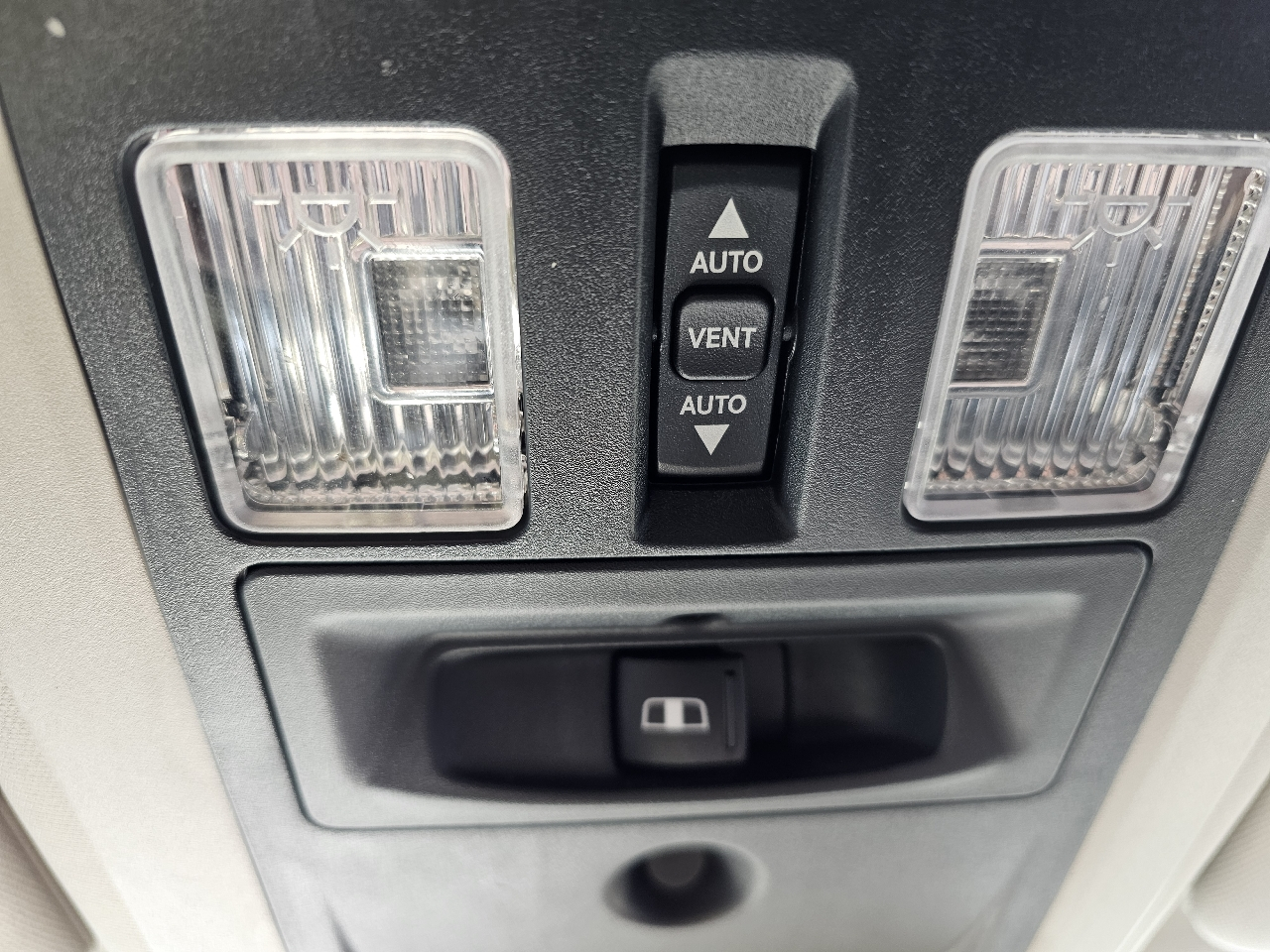 RAM 1500 Longhorn 4x4 Crew Cab 5'7" Box *Ltd Avail* 2018