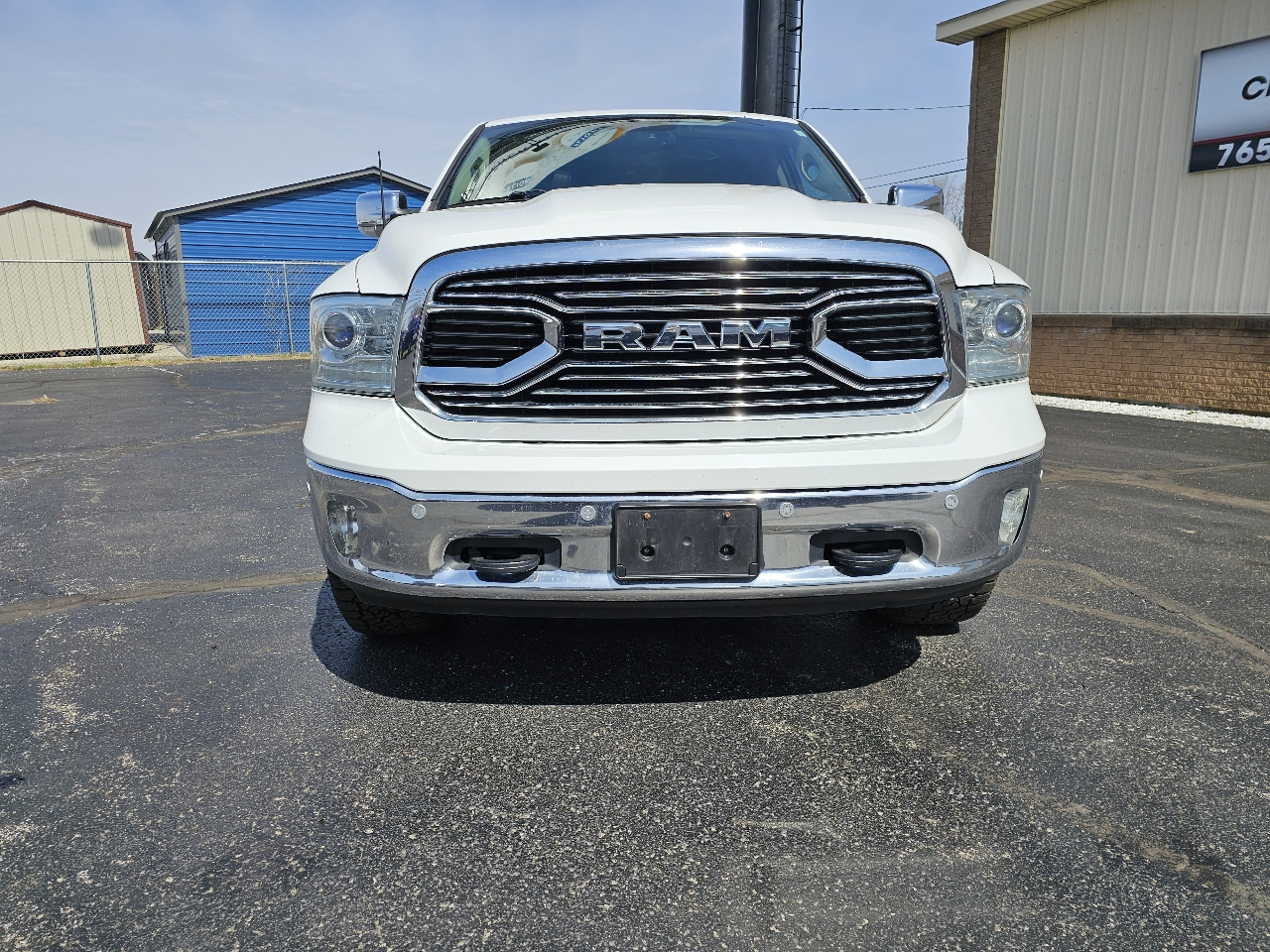 RAM 1500 Longhorn 4x4 Crew Cab 5'7" Box *Ltd Avail* 2018