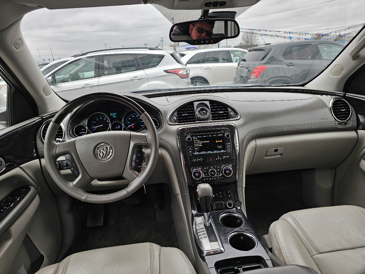 Buick Enclave AWD 4dr Leather 2016