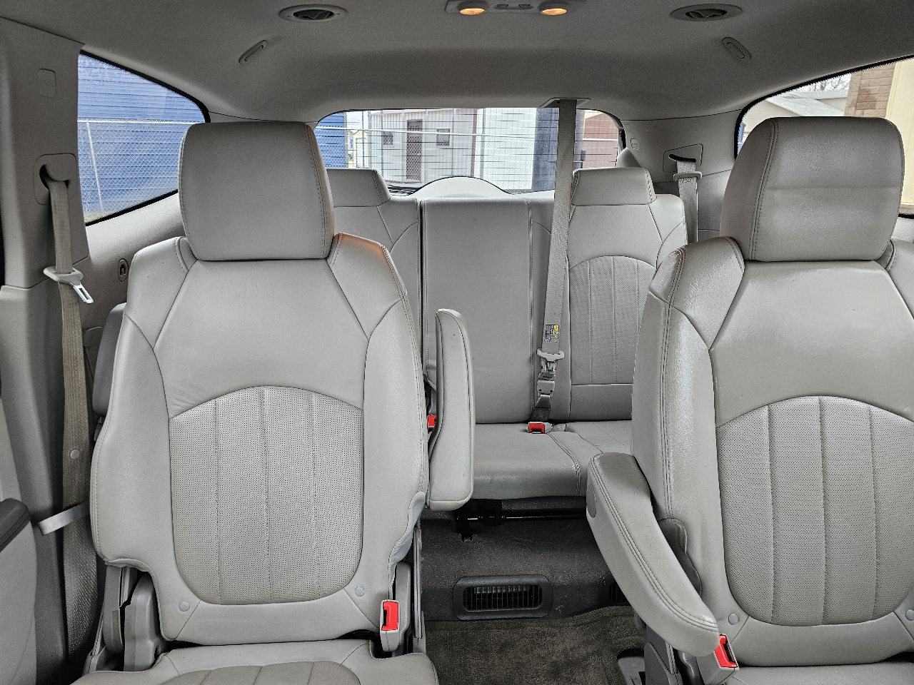 Buick Enclave AWD 4dr Leather 2016