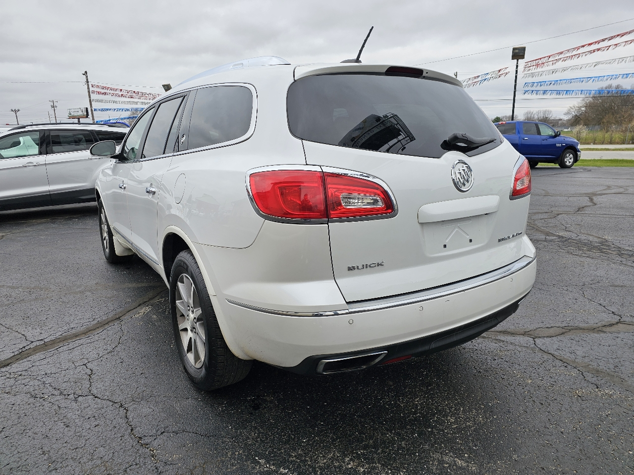 Buick Enclave AWD 4dr Leather 2016