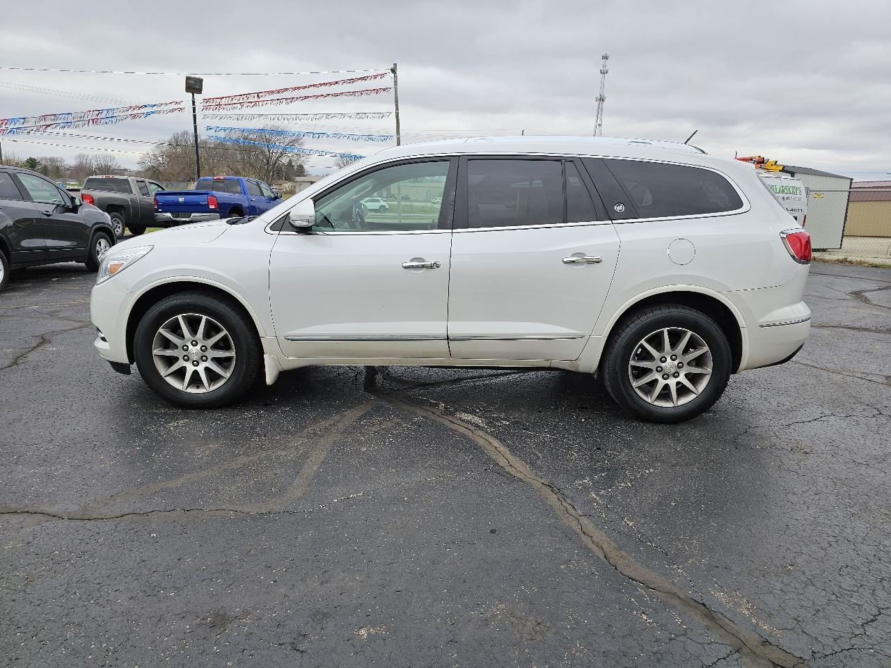 Buick Enclave AWD 4dr Leather 2016