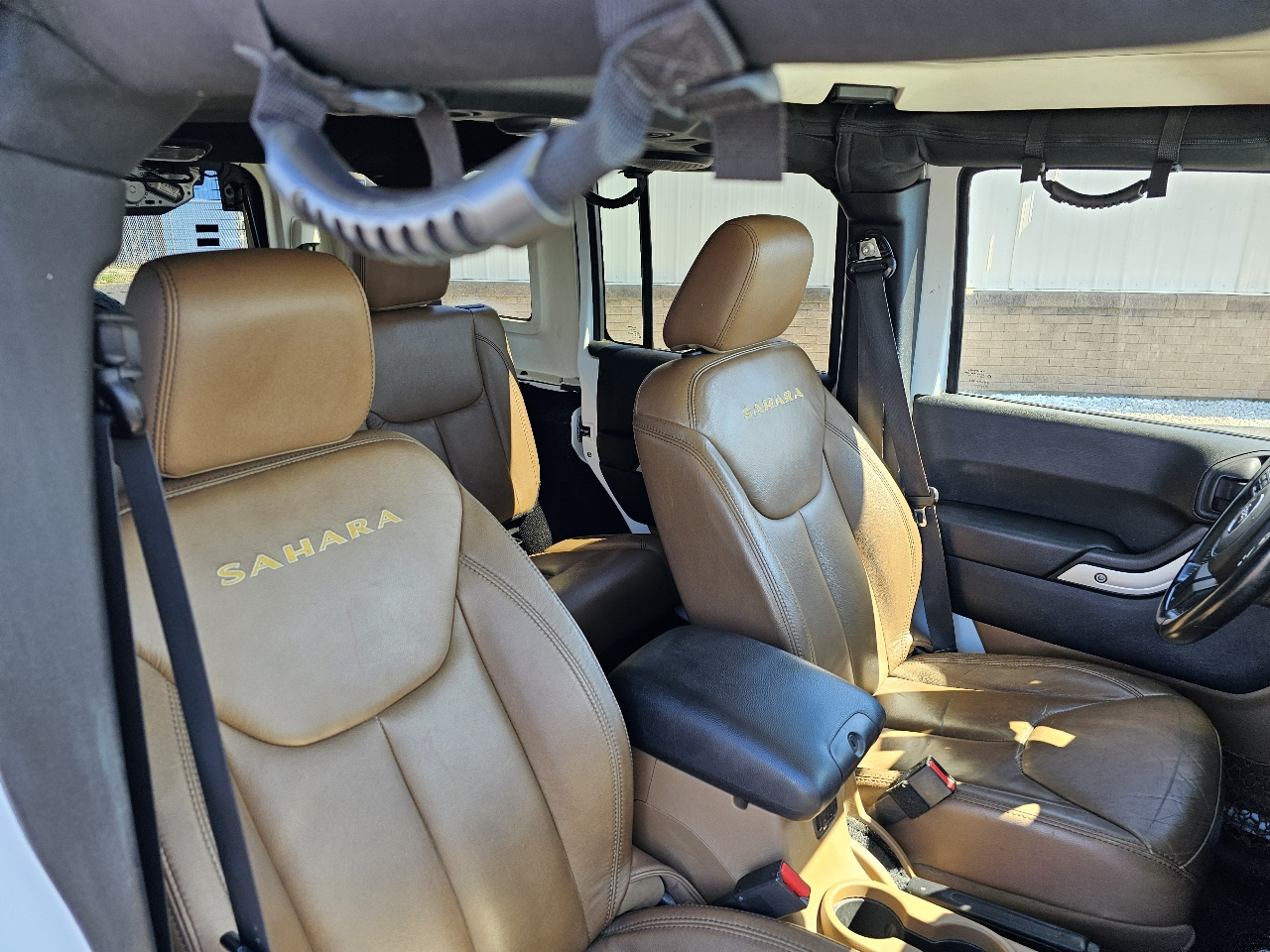 Jeep Wrangler Unlimited 4WD 4dr Sahara 2014