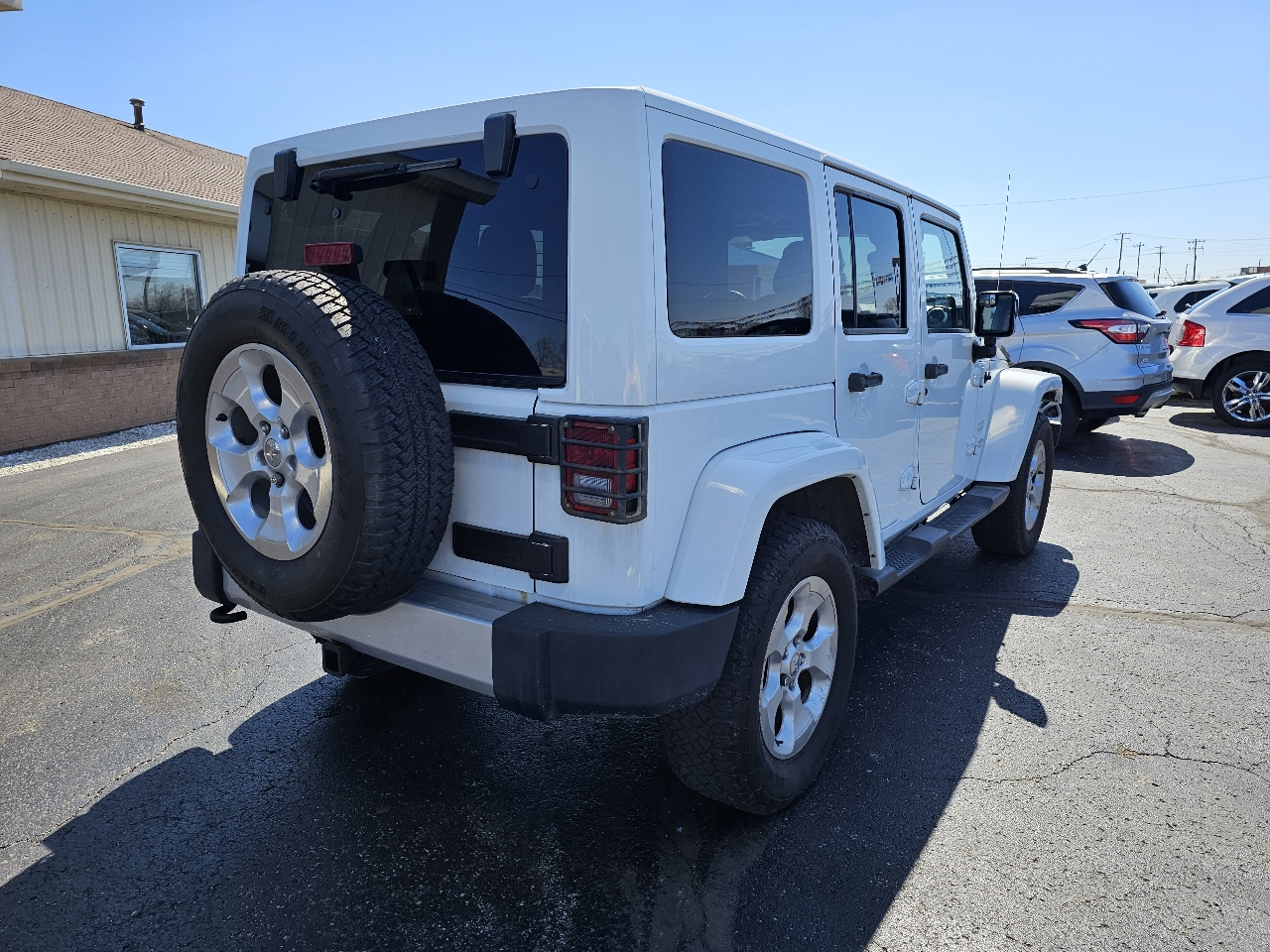 Jeep Wrangler Unlimited 4WD 4dr Sahara 2014