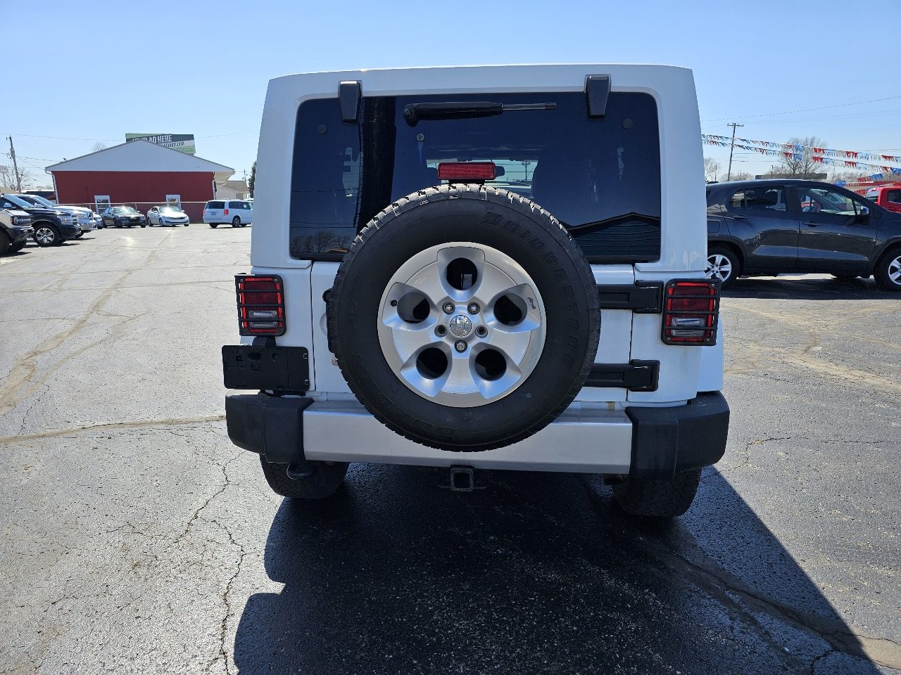 Jeep Wrangler Unlimited 4WD 4dr Sahara 2014