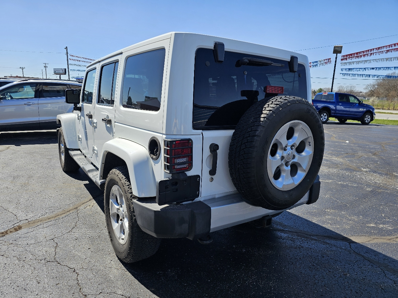 Jeep Wrangler Unlimited 4WD 4dr Sahara 2014