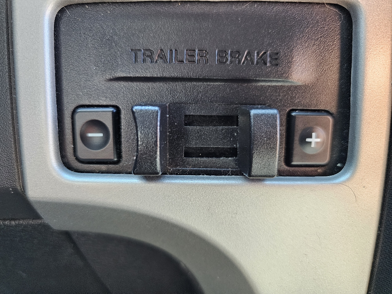 Ford F-150 4WD SuperCrew 145" XL 2013