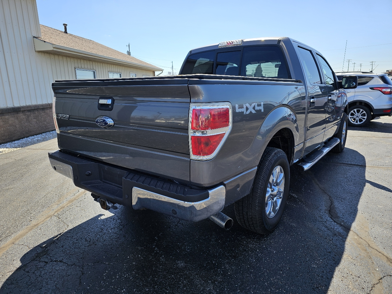 Ford F-150 4WD SuperCrew 145" XL 2013