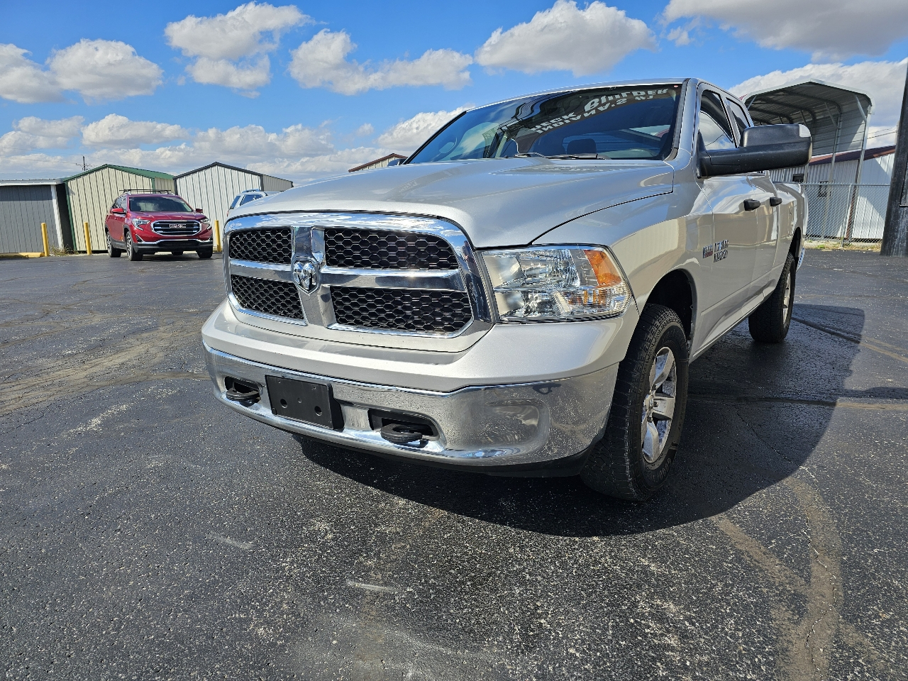 RAM 1500 Tradesman 4x4 Quad Cab 6'4" Box 2017