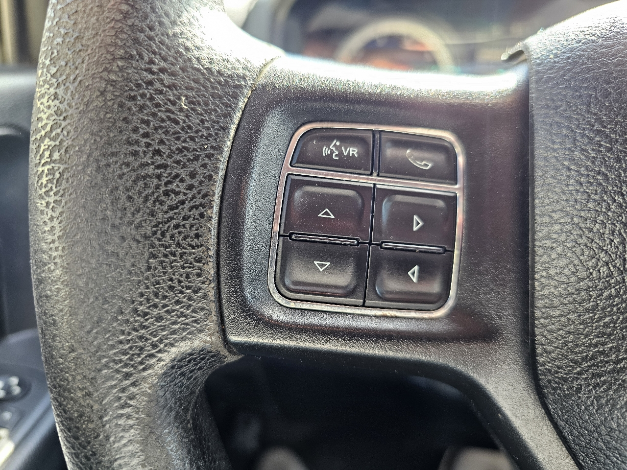 RAM 1500 Tradesman 4x4 Quad Cab 6'4" Box 2017