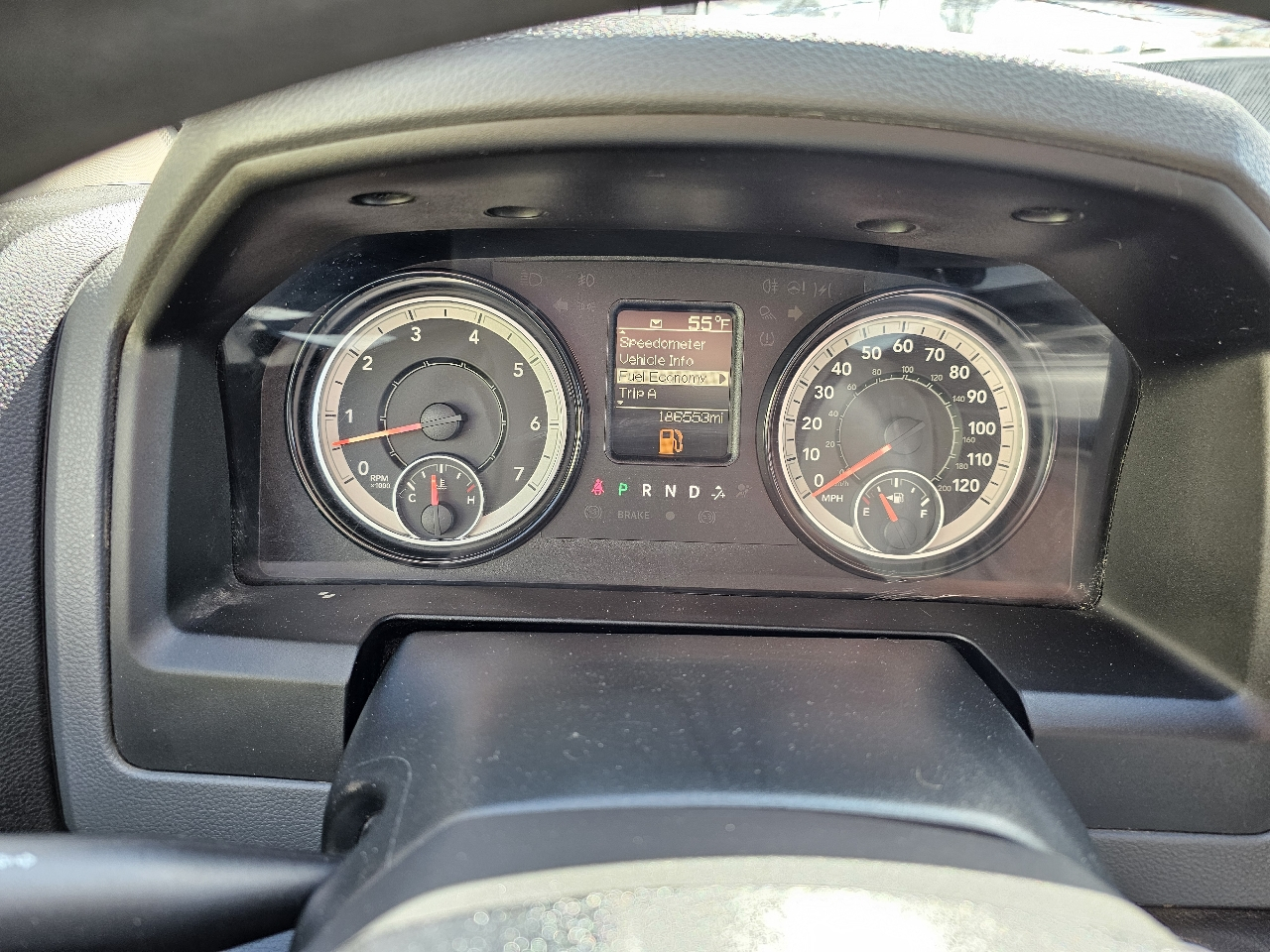 RAM 1500 Tradesman 4x4 Quad Cab 6'4" Box 2017