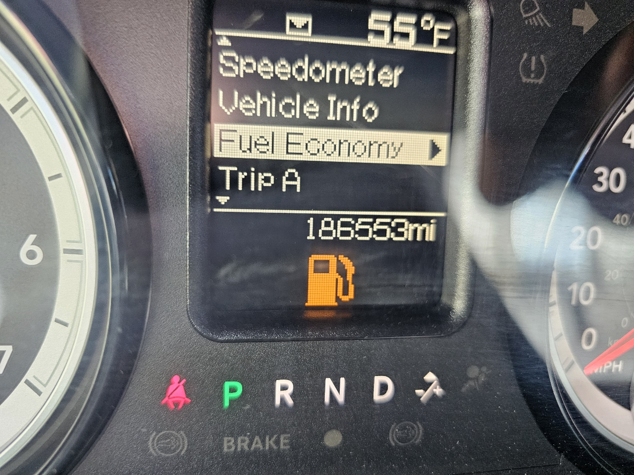 RAM 1500 Tradesman 4x4 Quad Cab 6'4" Box 2017