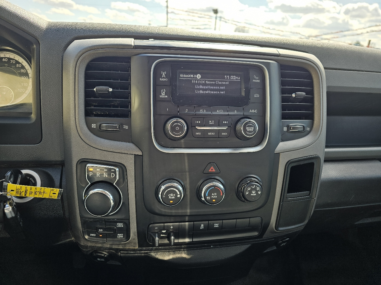 RAM 1500 Tradesman 4x4 Quad Cab 6'4" Box 2017