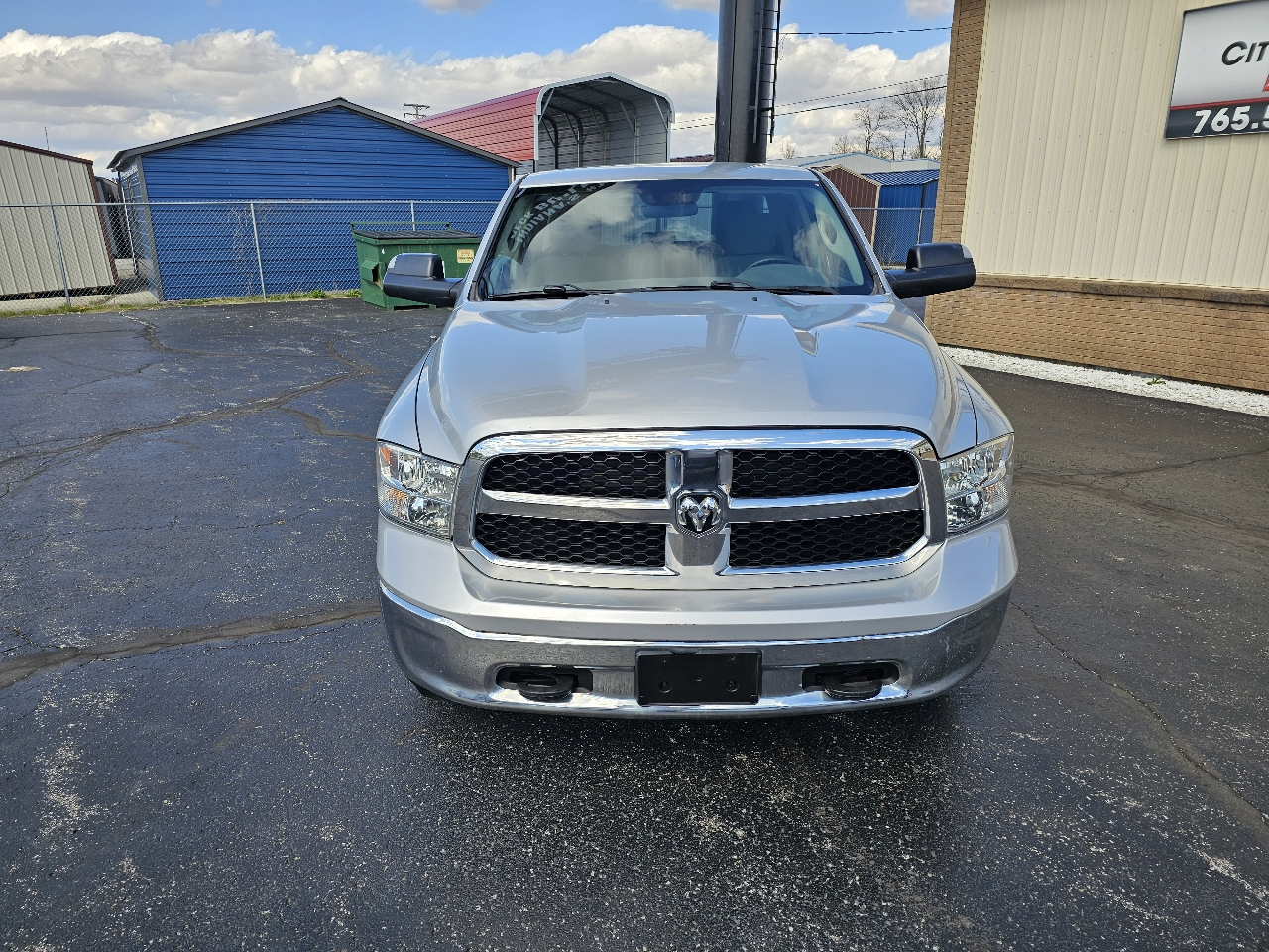 RAM 1500 Tradesman 4x4 Quad Cab 6'4" Box 2017