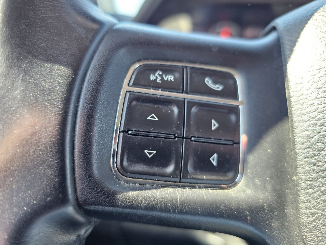 RAM 1500 Big Horn 4x4 Quad Cab 6'4" Box 2017