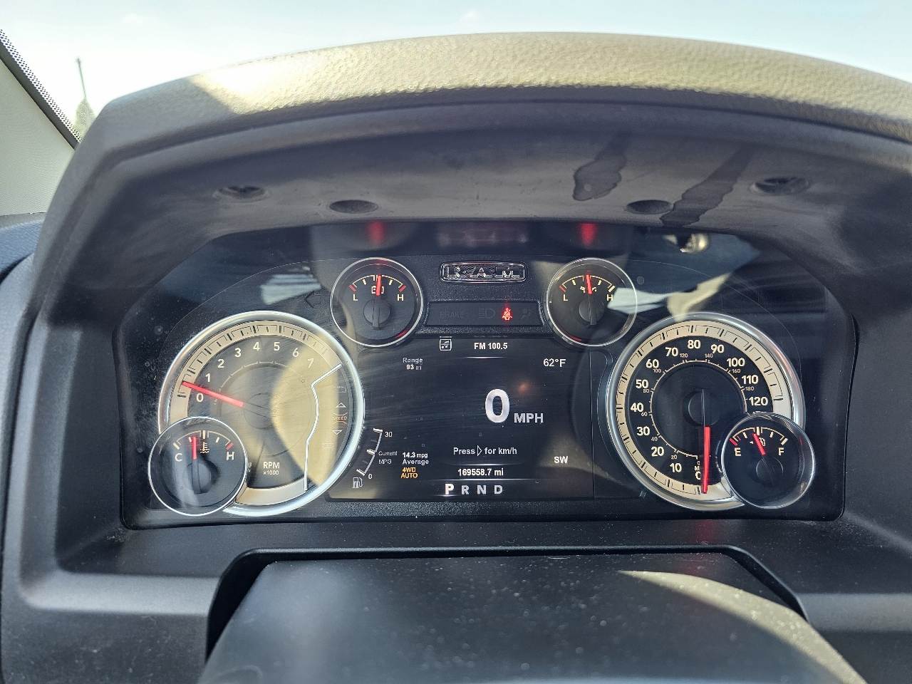RAM 1500 Big Horn 4x4 Quad Cab 6'4" Box 2017