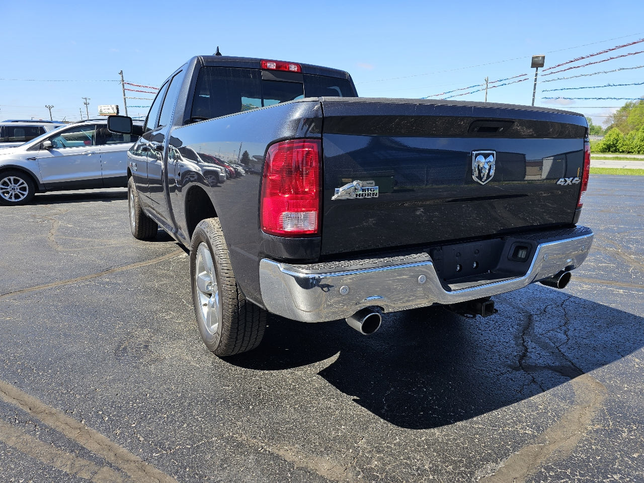 RAM 1500 Big Horn 4x4 Quad Cab 6'4" Box 2017