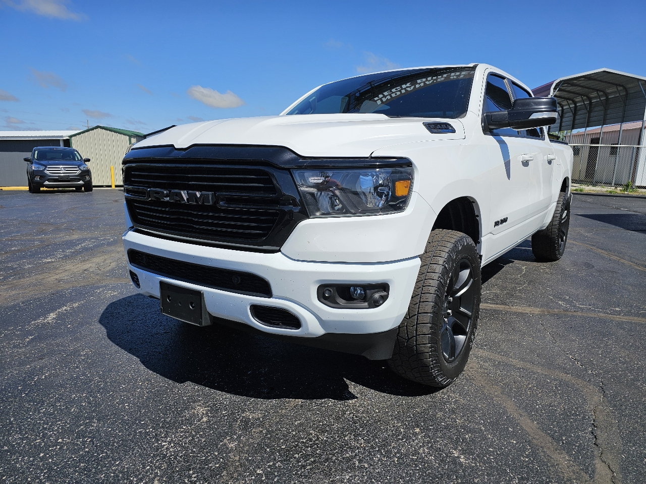 RAM 1500 Big Horn 4x4 Crew Cab 5'7" Box 2021