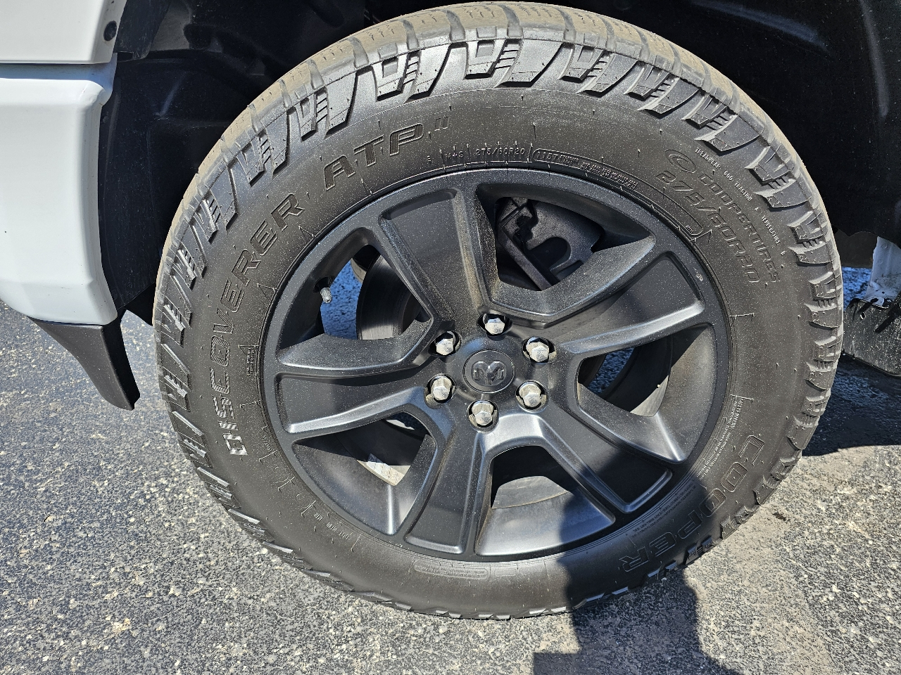 RAM 1500 Big Horn 4x4 Crew Cab 5'7" Box 2021