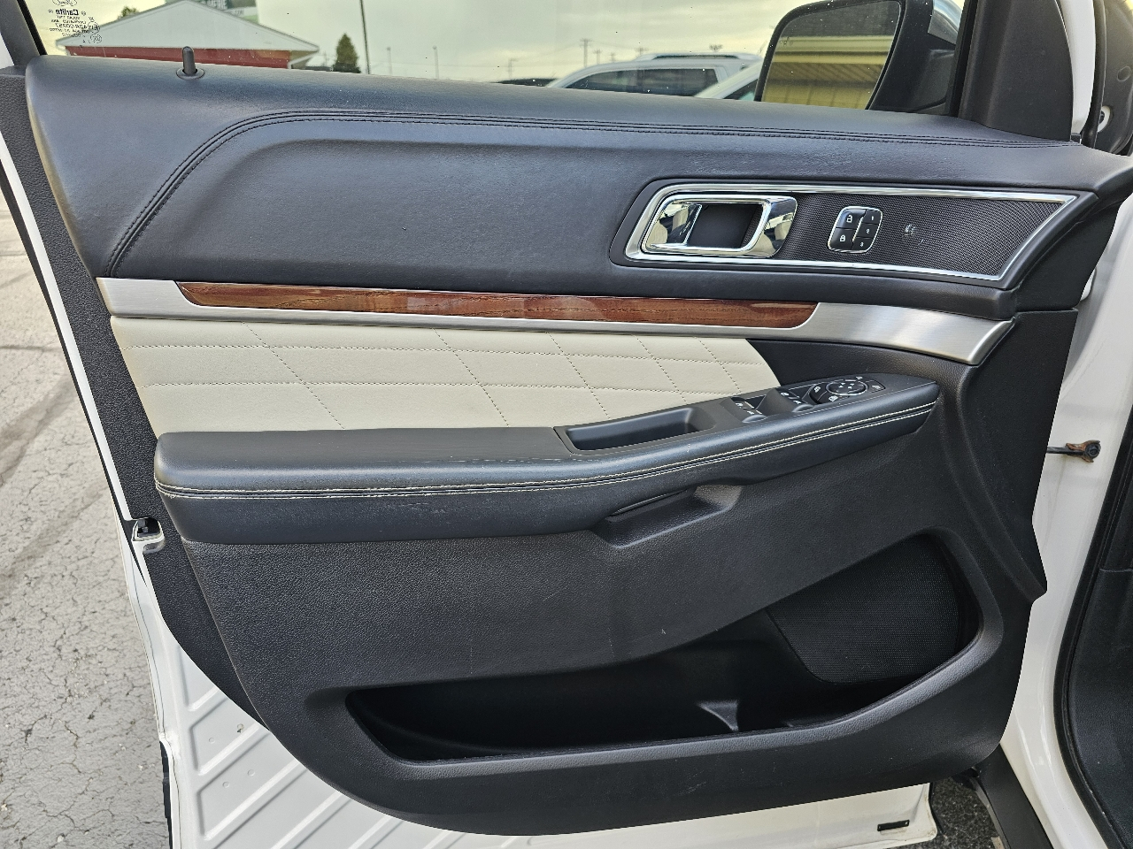 Ford Explorer Platinum 4WD 2017