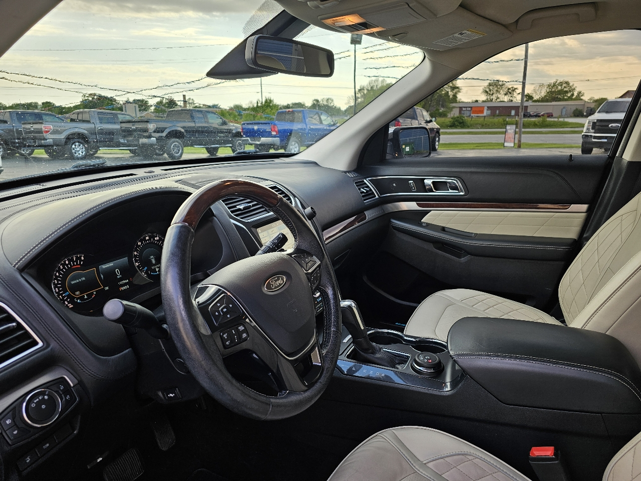 Ford Explorer Platinum 4WD 2017
