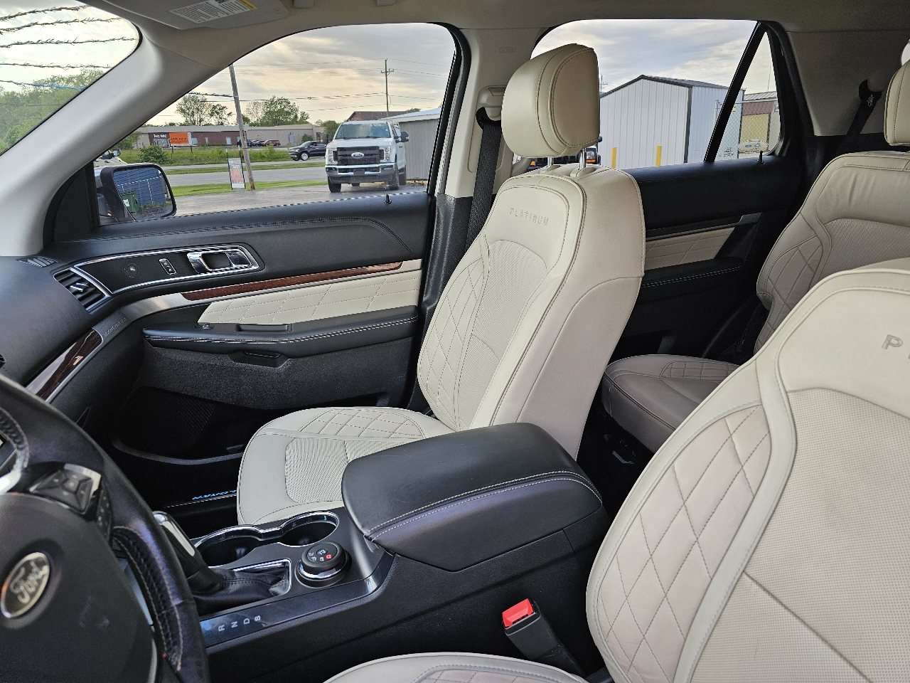 Ford Explorer Platinum 4WD 2017