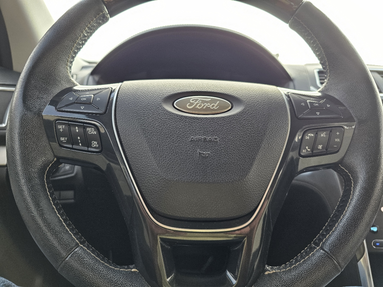 Ford Explorer Platinum 4WD 2017