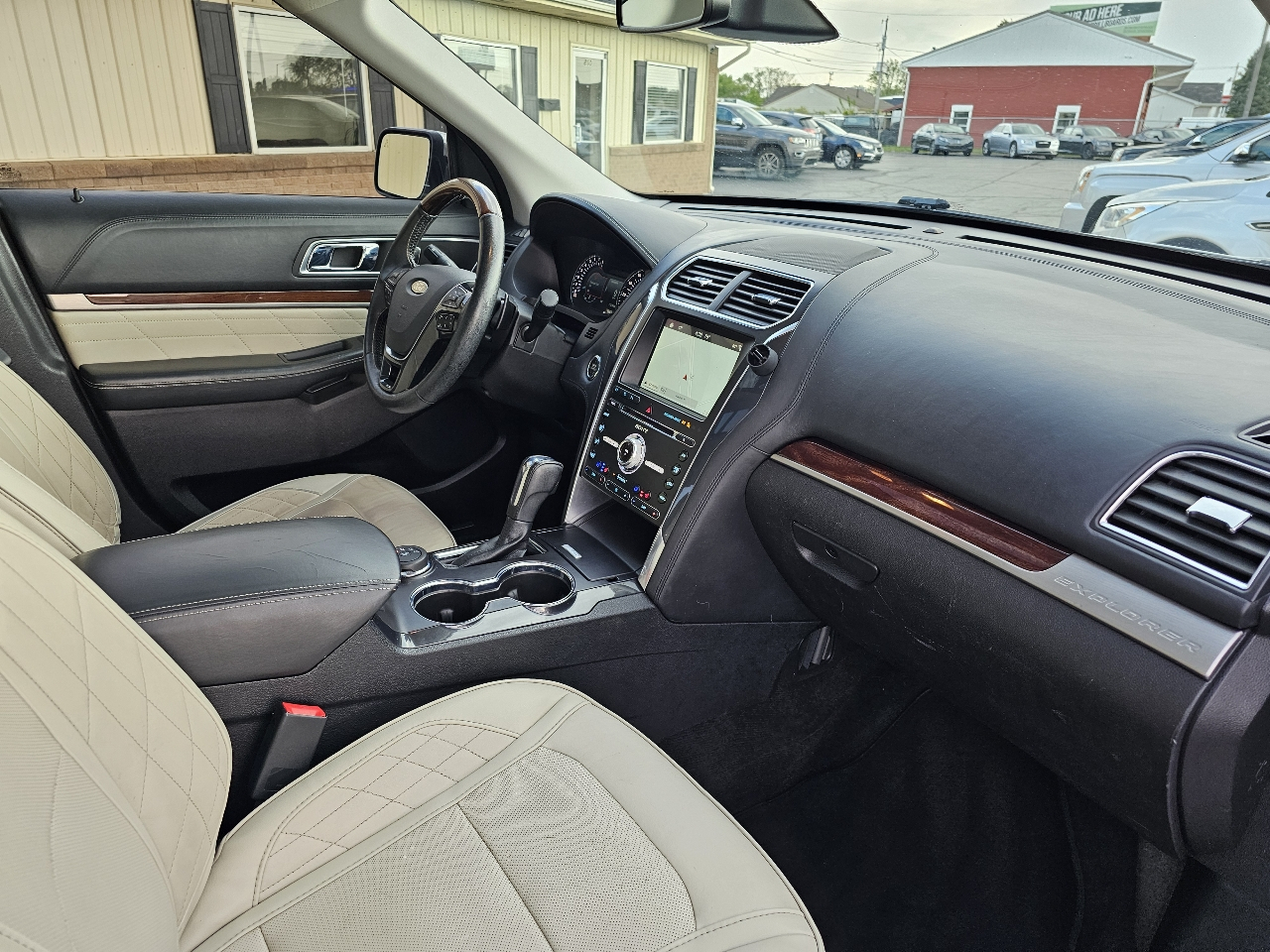 Ford Explorer Platinum 4WD 2017
