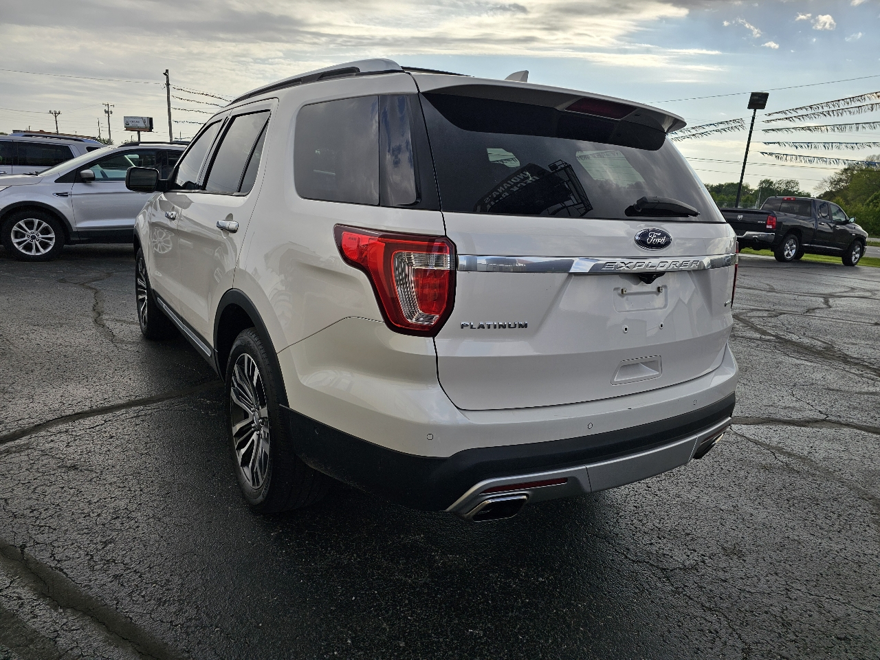 Ford Explorer Platinum 4WD 2017