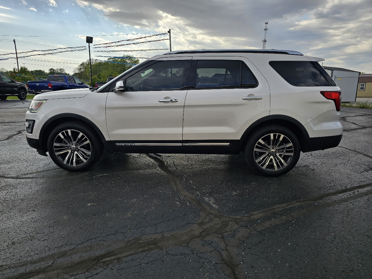 Ford Explorer Platinum 4WD 2017