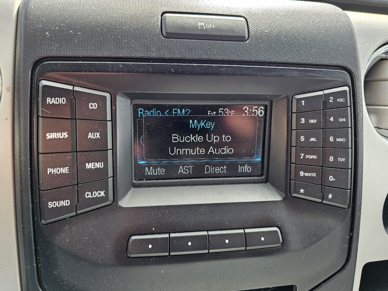 Ford F-150 4WD SuperCrew 145" XL 2014