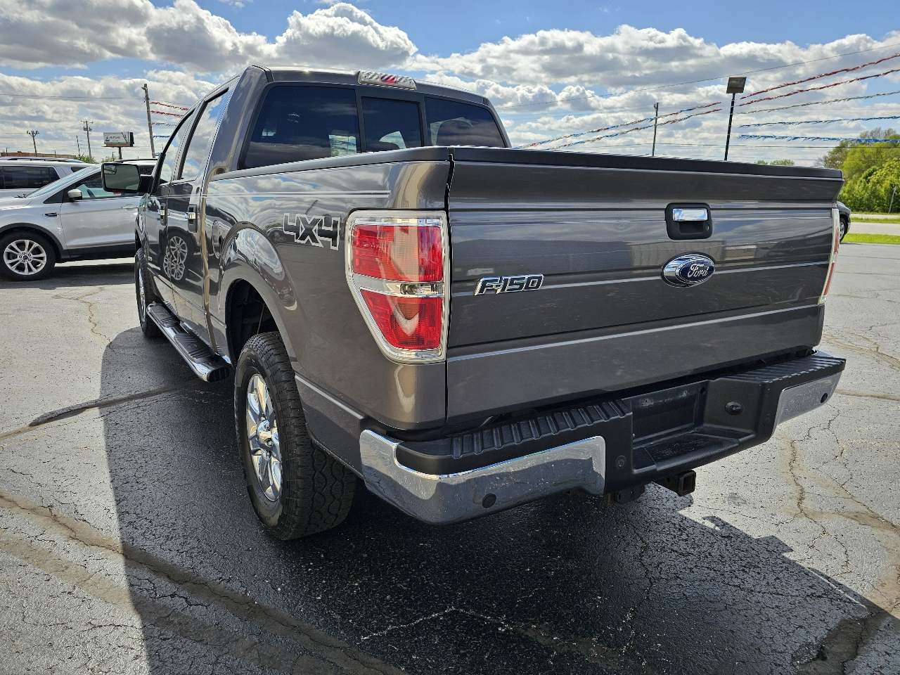 Ford F-150 4WD SuperCrew 145" XL 2014