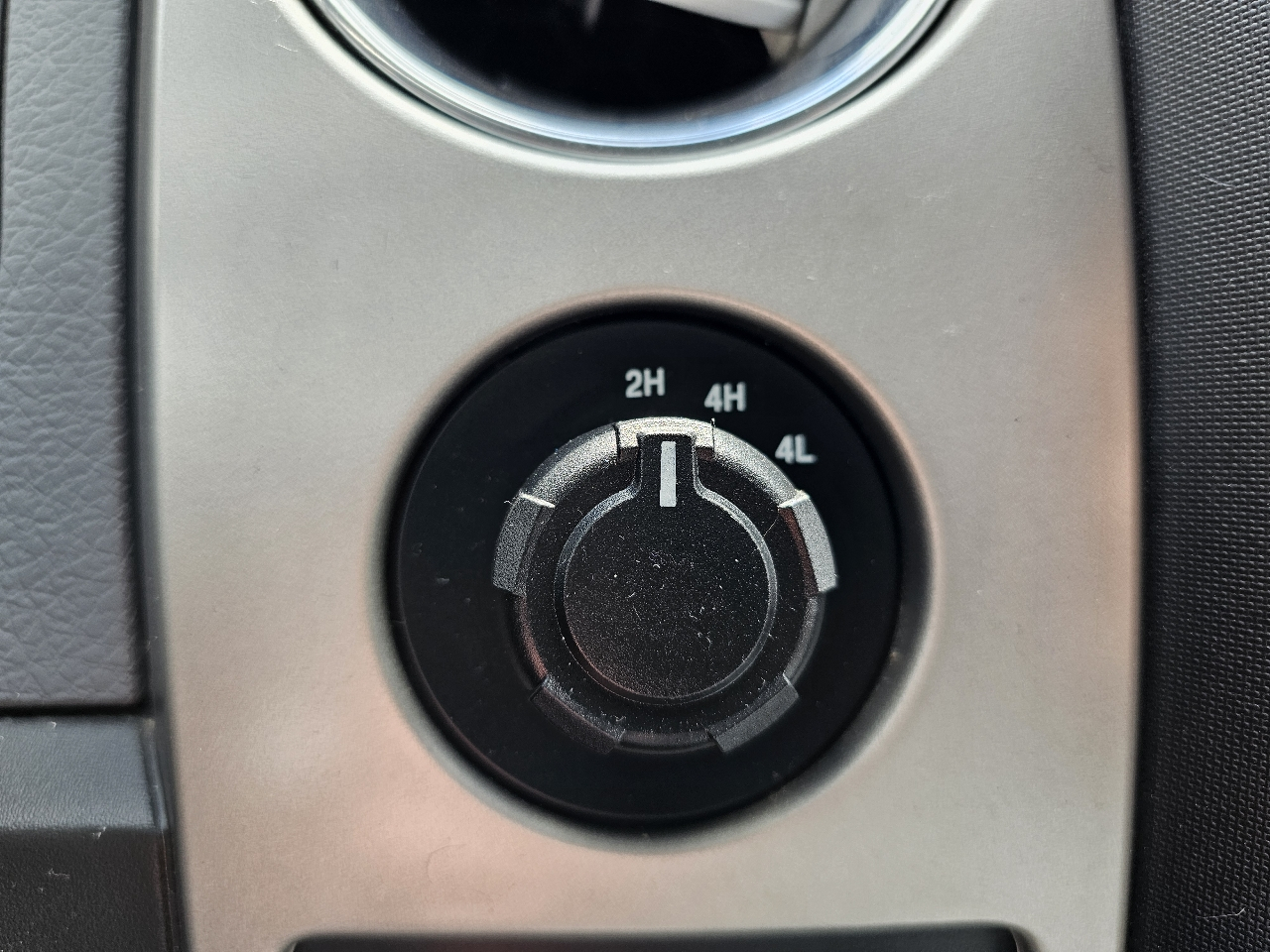 Ford F-150 4WD SuperCrew 145" XLT 2013