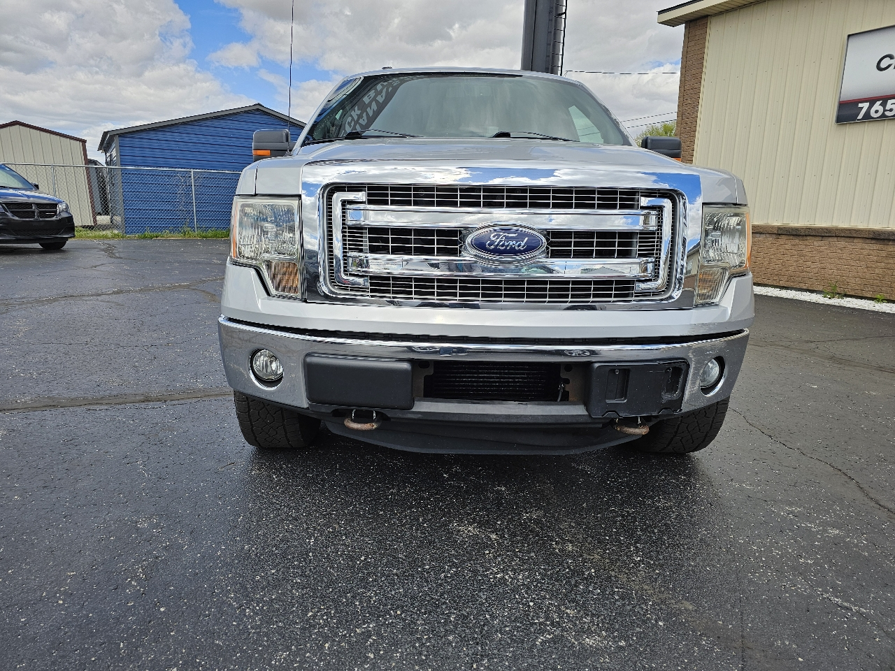 Ford F-150 4WD SuperCrew 145" XLT 2013
