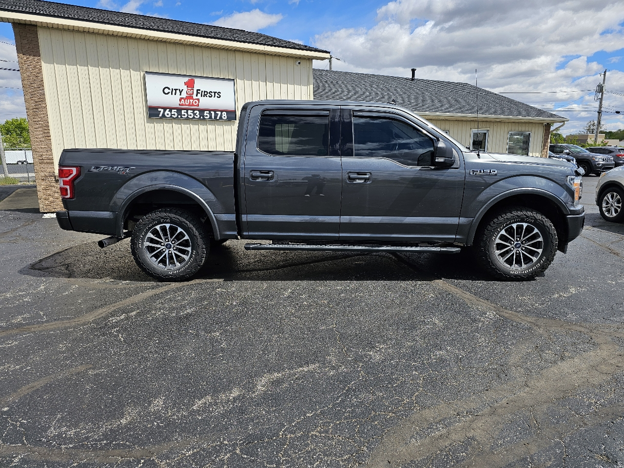 Ford F-150 4WD SuperCrew 145" XLT 2019