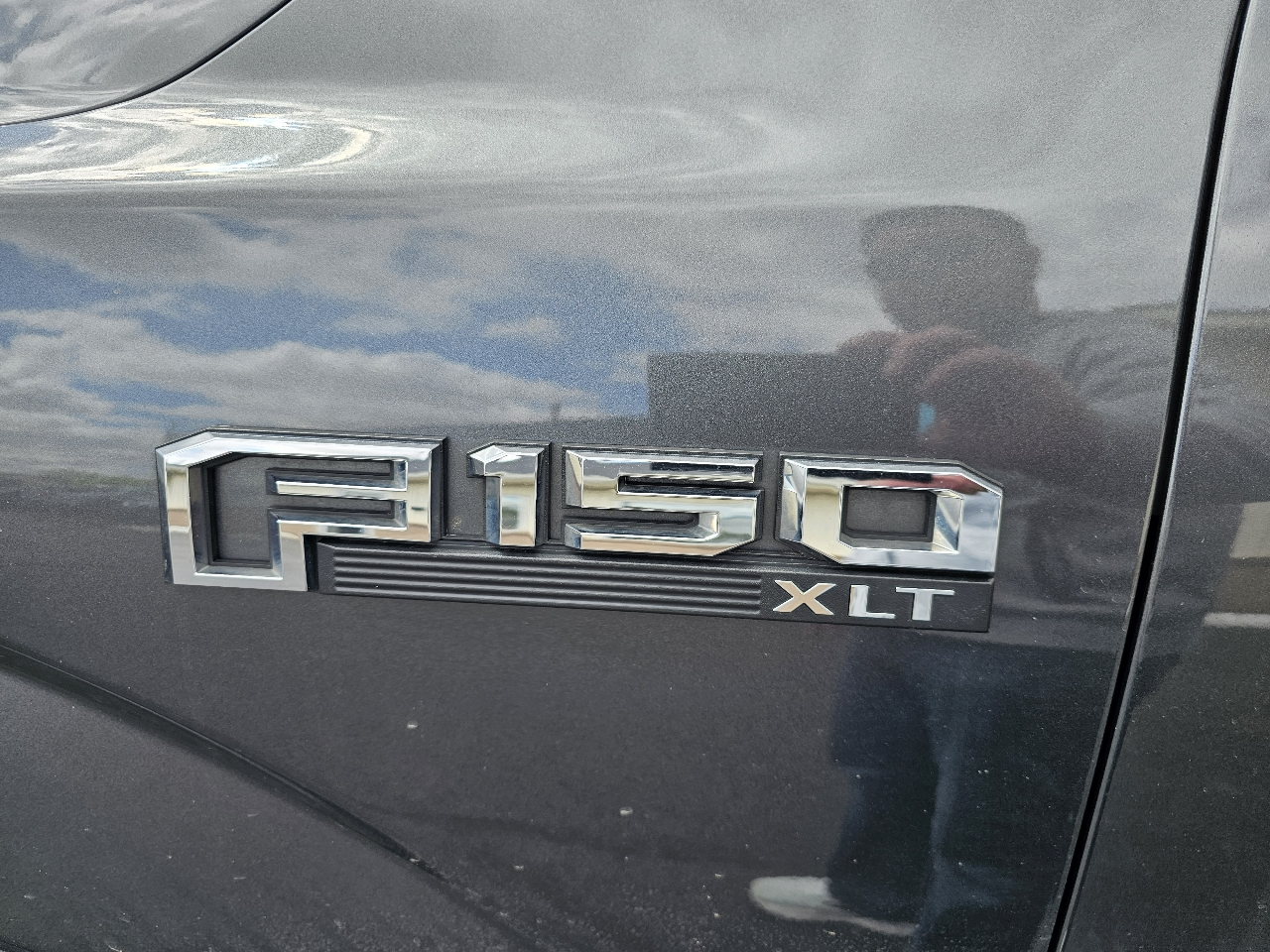 Ford F-150 4WD SuperCrew 145" XLT 2019