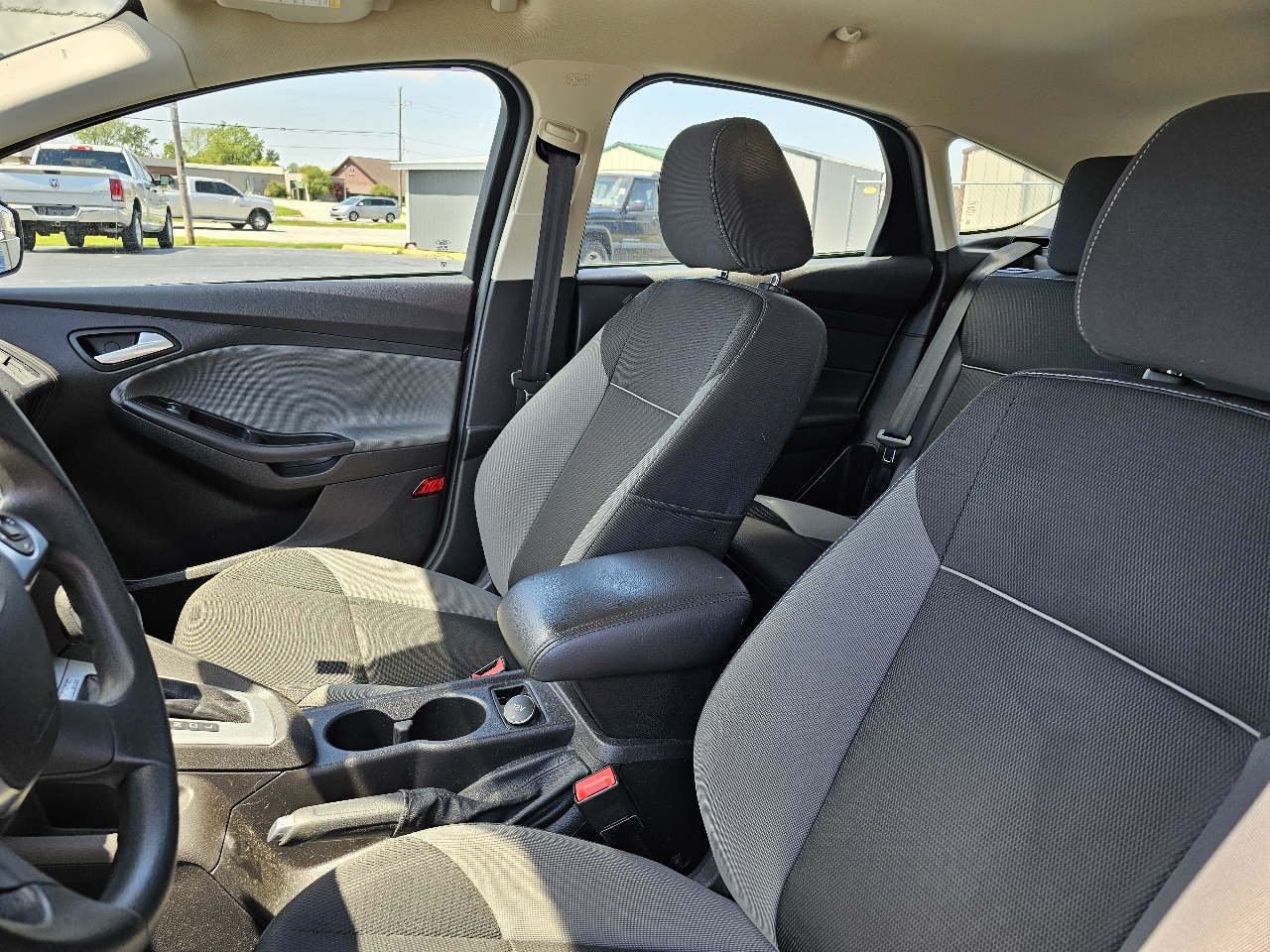 Ford Focus 5dr HB SE 2014