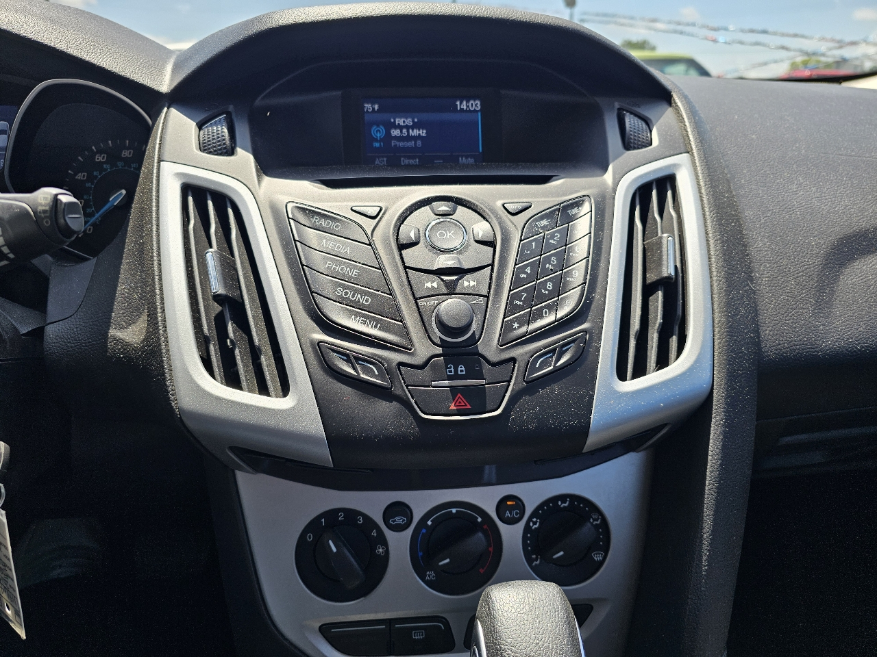 Ford Focus 5dr HB SE 2014