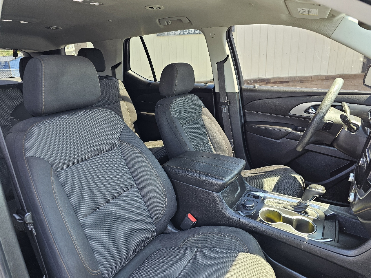Chevrolet Traverse FWD 4dr LS w/1LS 2019