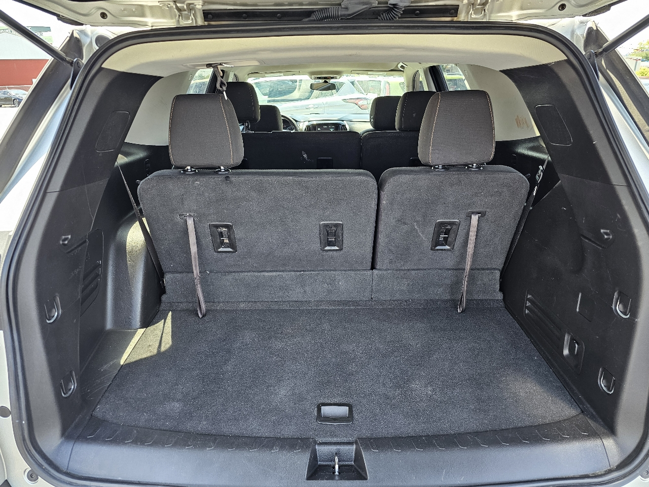 Chevrolet Traverse FWD 4dr LS w/1LS 2019