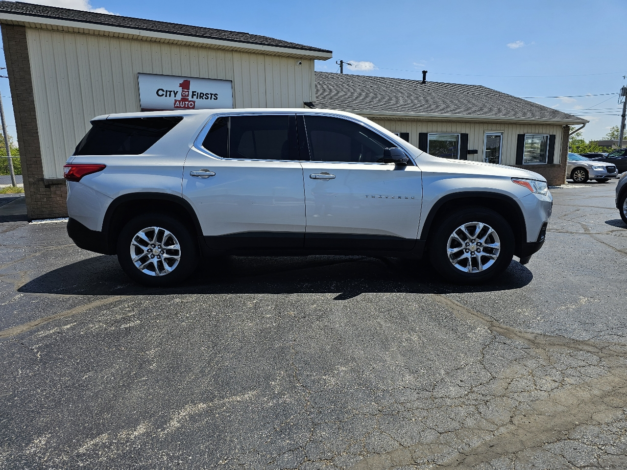 Chevrolet Traverse FWD 4dr LS w/1LS 2019
