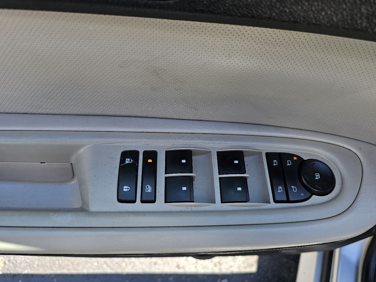 GMC Acadia AWD 4dr Denali 2012