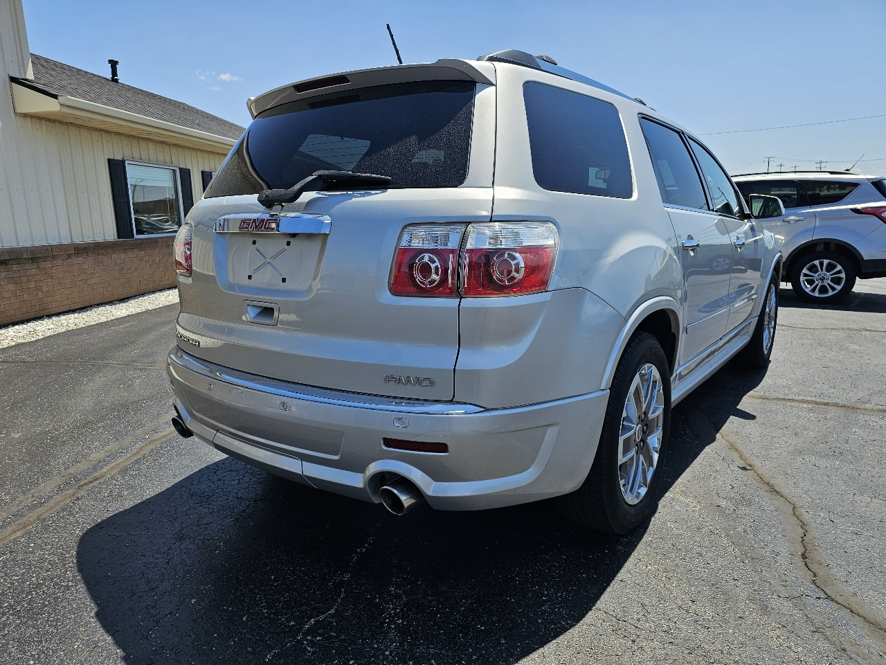 GMC Acadia AWD 4dr Denali 2012