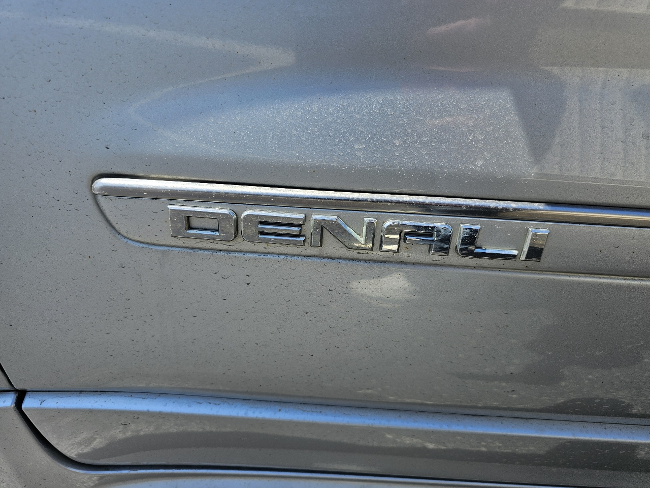 GMC Acadia AWD 4dr Denali 2012