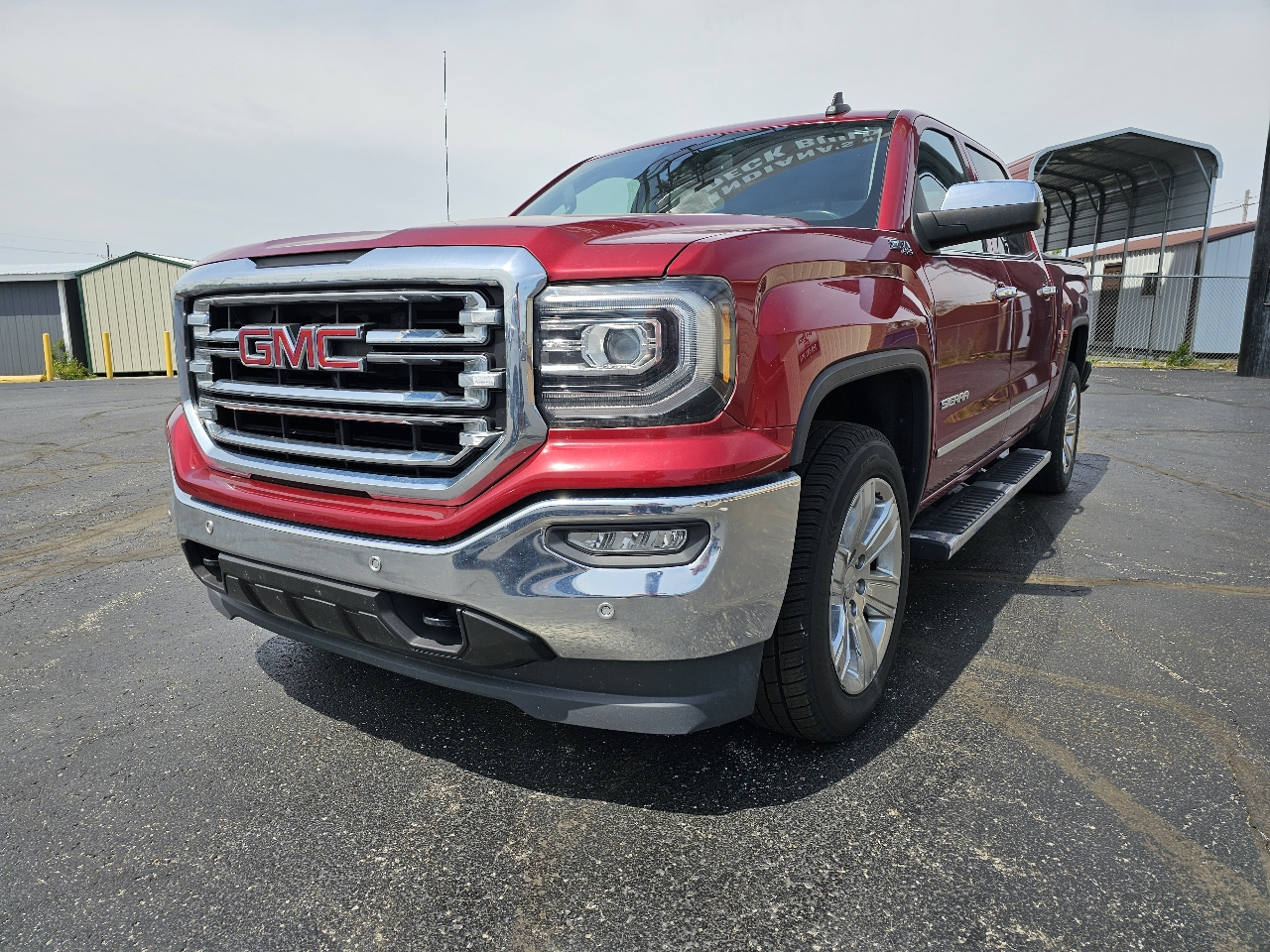 GMC Sierra 1500 4WD Crew Cab 143.5" SLT 2018