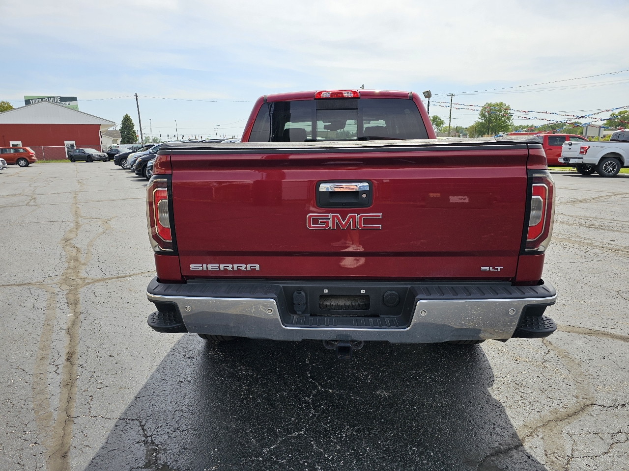 GMC Sierra 1500 4WD Crew Cab 143.5" SLT 2018