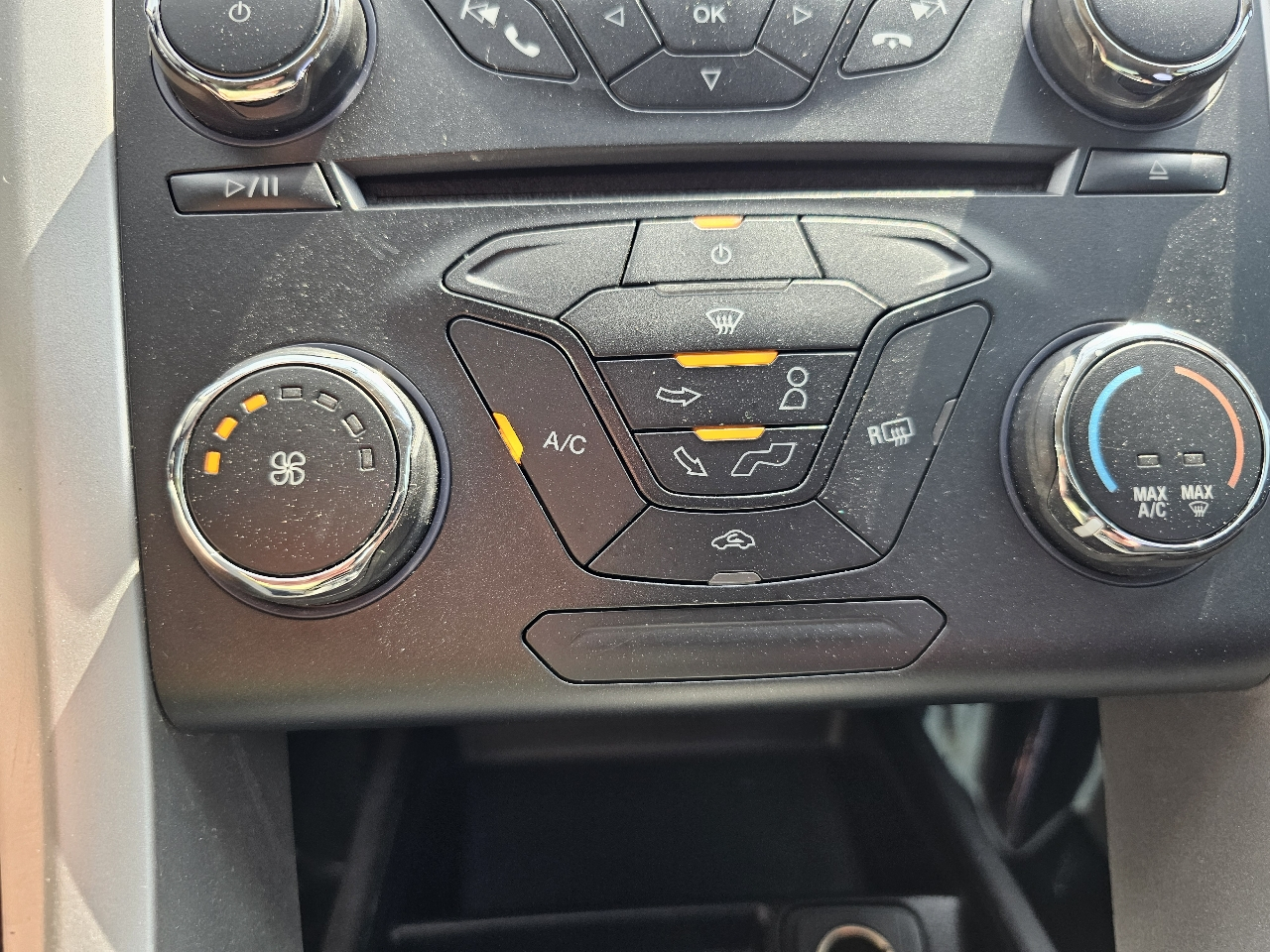 Ford Fusion 4dr Sdn SE FWD 2013