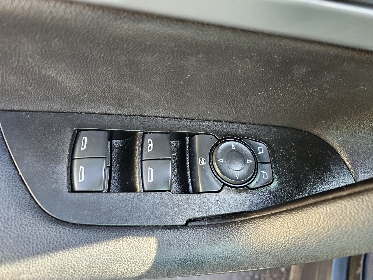 Chevrolet Blazer FWD 4dr w/2LT 2019